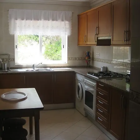 - T2 Old Town - 200m Apartament *