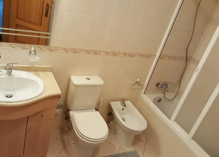 - T2 Old Town - 200m *