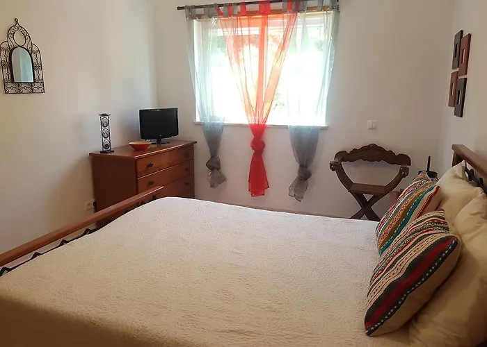 - T2 Old Town - 200m Διαμέρισμα Αλμπουφέιρα