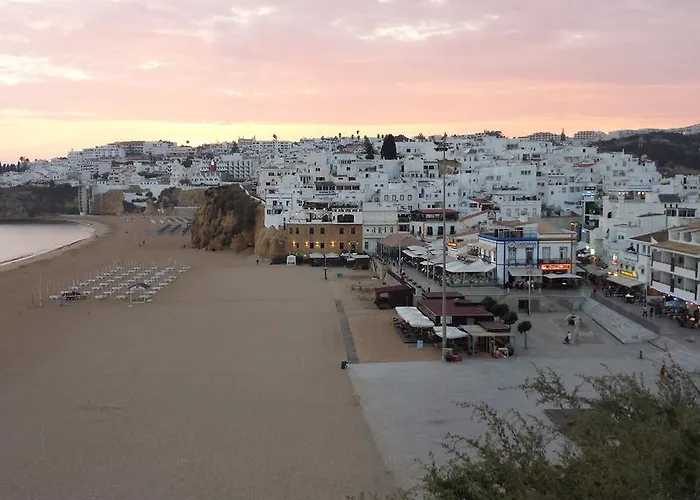 - T2 Old Town - 200m *