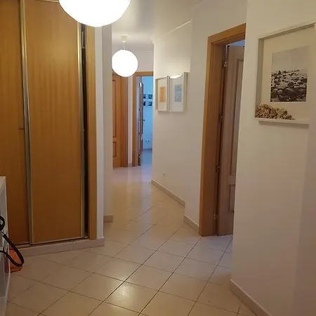 - T2 Old Town - 200m *